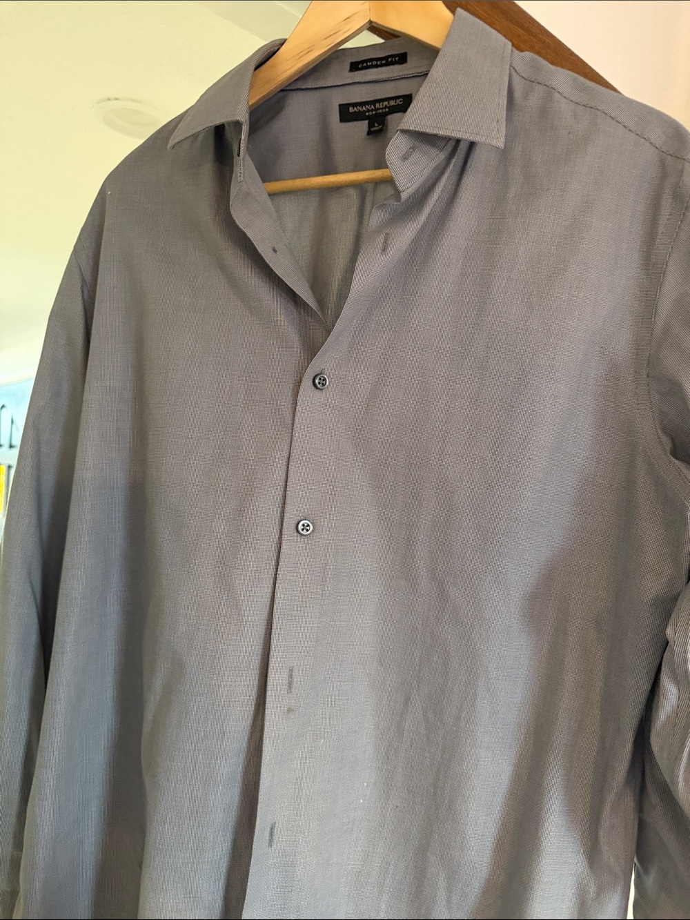 Banana Republic Men's Light Gray Dress Shirt - Spread Collar
